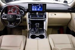 تۆیۆتا لاند کروزەر